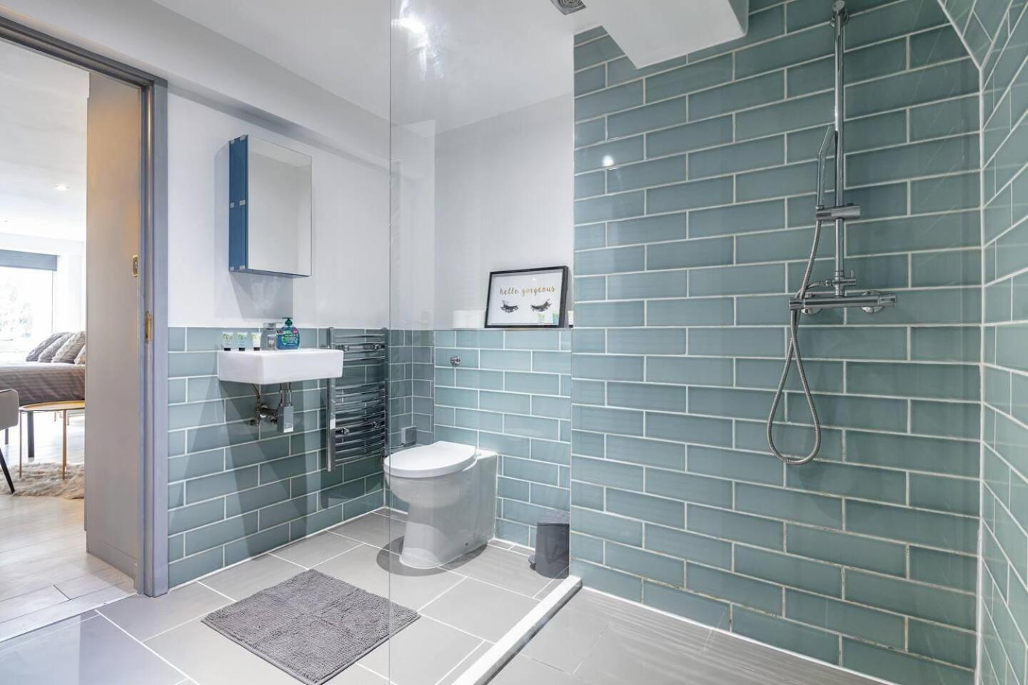 5wjb - Spacious 1 Bed Flat In Apartment London