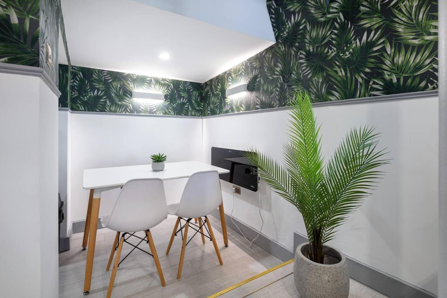 5wjb - Spacious 1 Bed Flat In Apartment