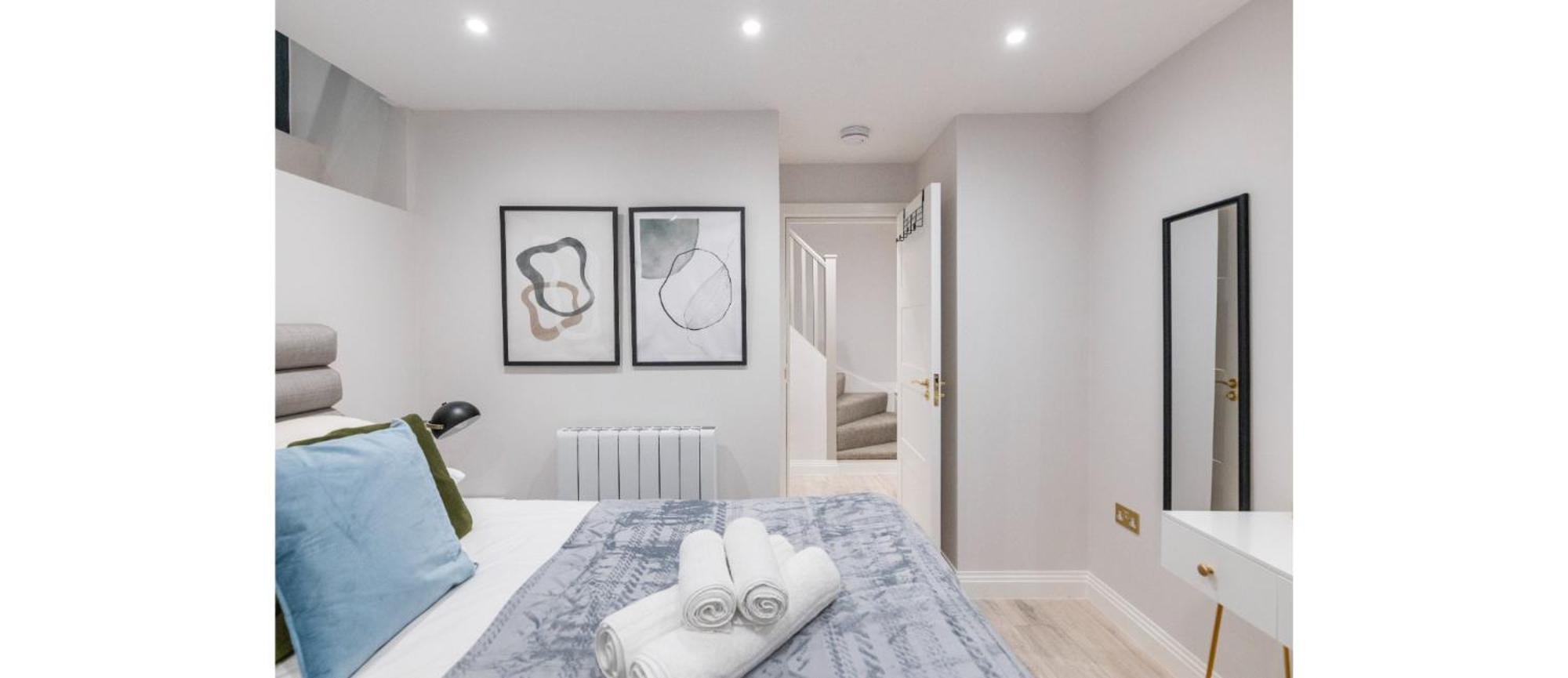 Apartment Luxe Minimalist 1-bed Flat : 7 Mins From Station *