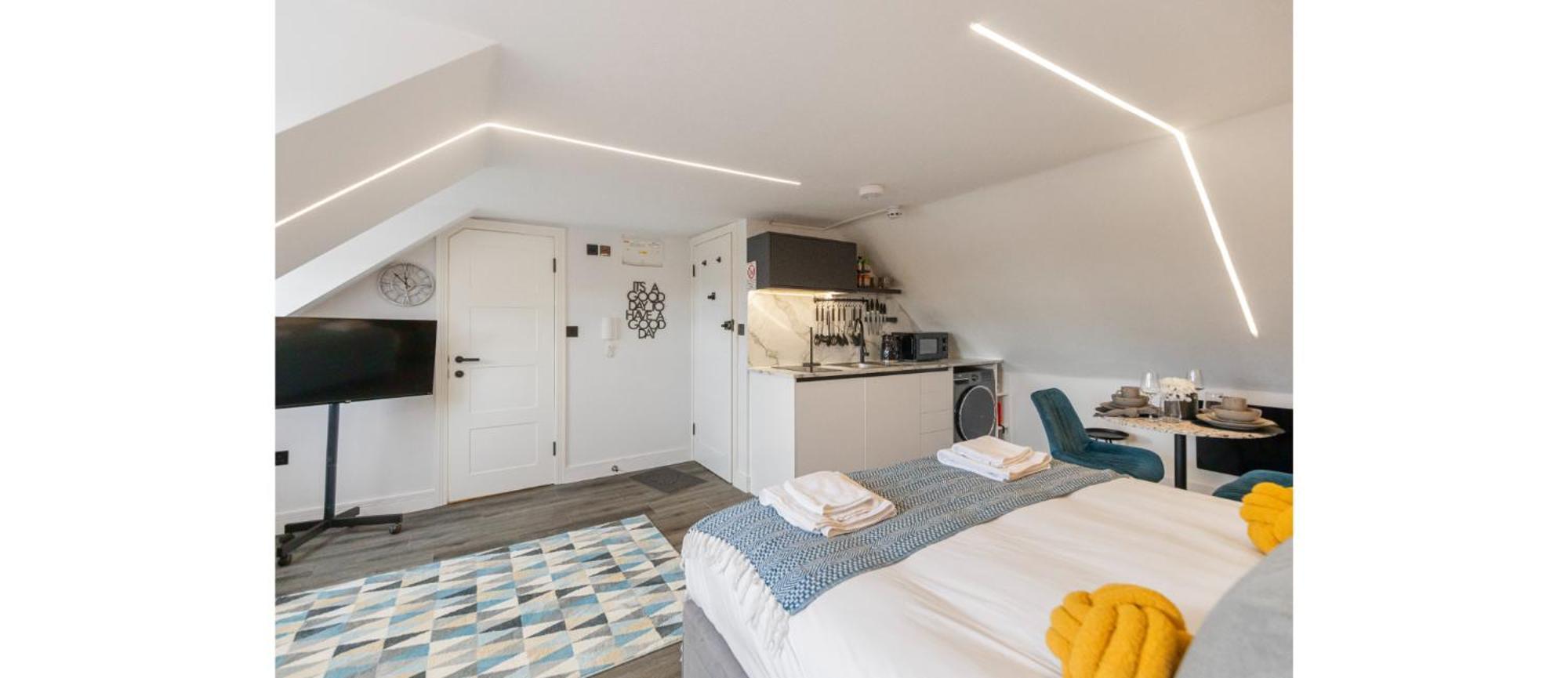 Apartment Turquoise Serenity In London