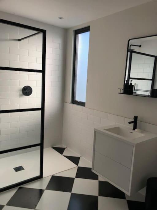 Stunning Modern Large 5 Bed House Willesden Leilighet