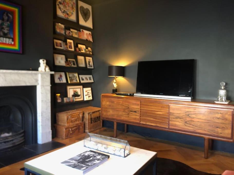 Stunning Modern Large 5 Bed House Willesden * London