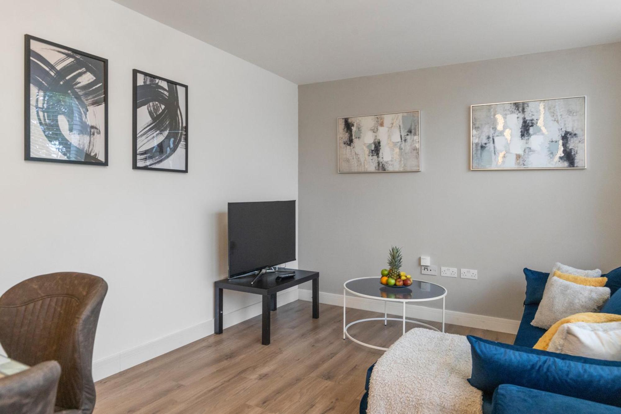 Cosy Retreat In The Heart Of Golders * Londres