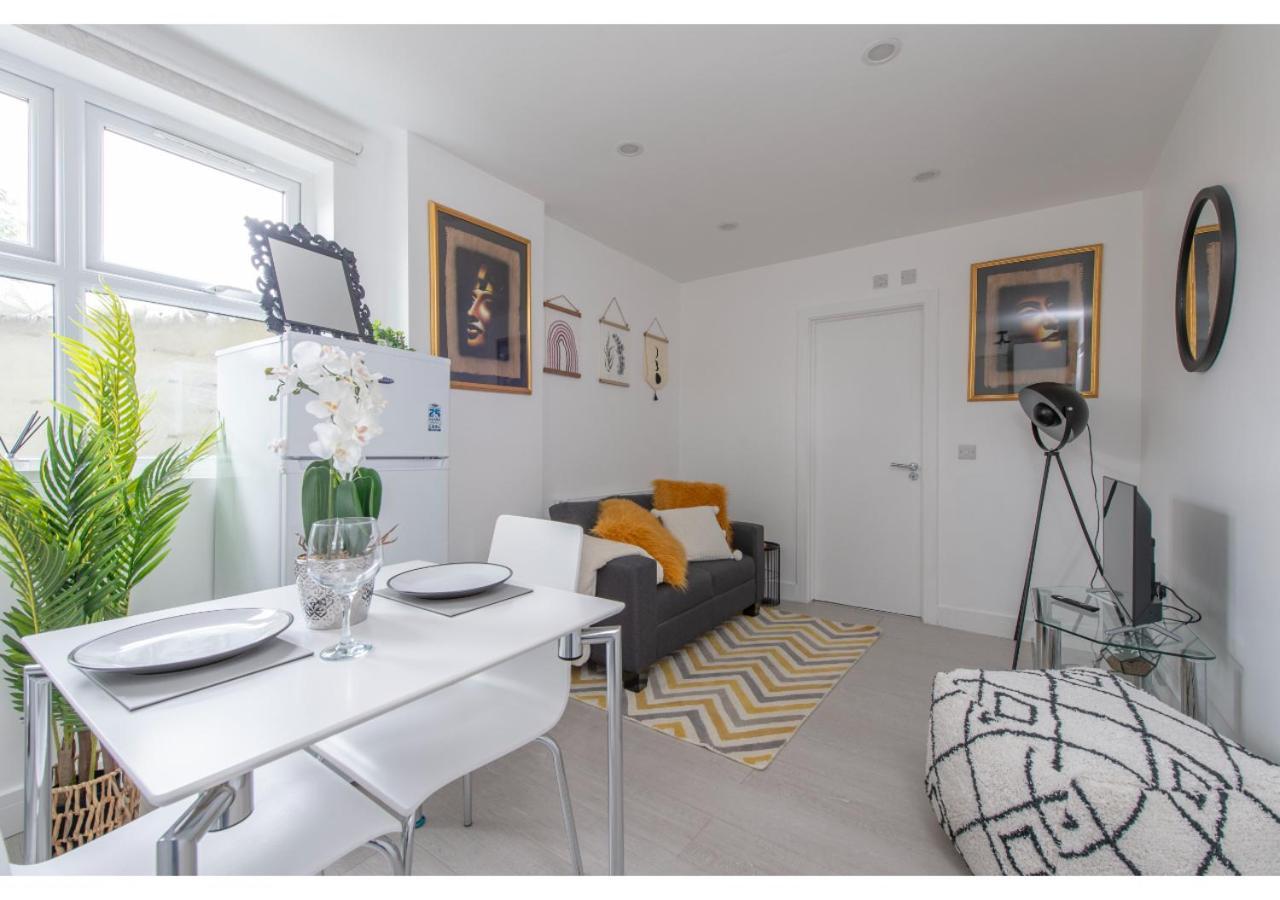Appartement Splendid And Comfy 1 Bedroom *