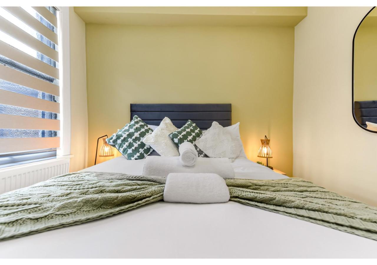 Great 4br House Apartment *