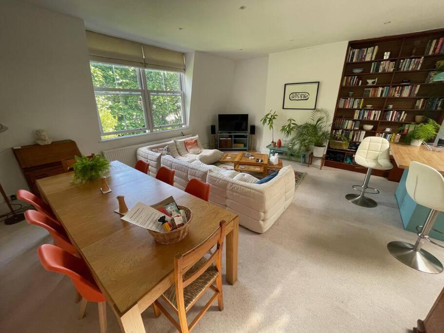 Apartment Beautiful 3 Bed In Leafy Hampstead London
