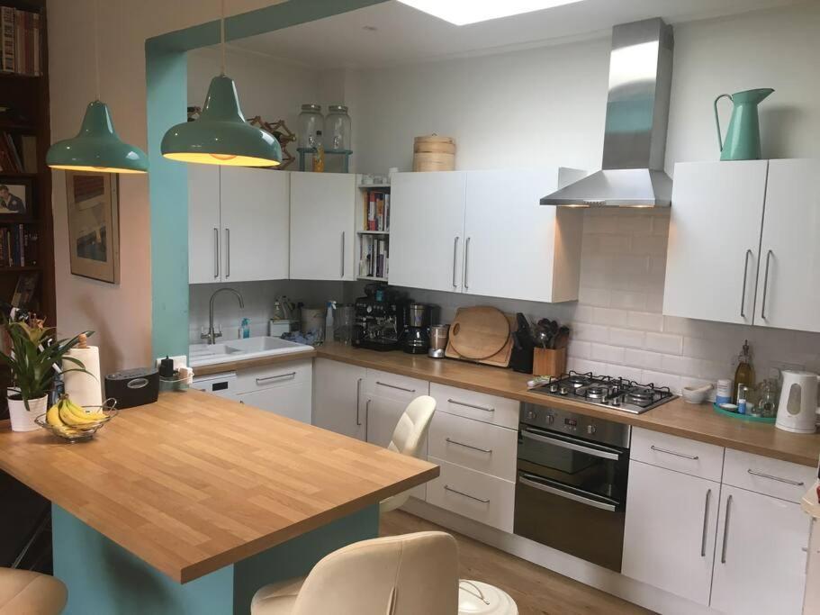 Beautiful 3 Bed In Leafy Hampstead