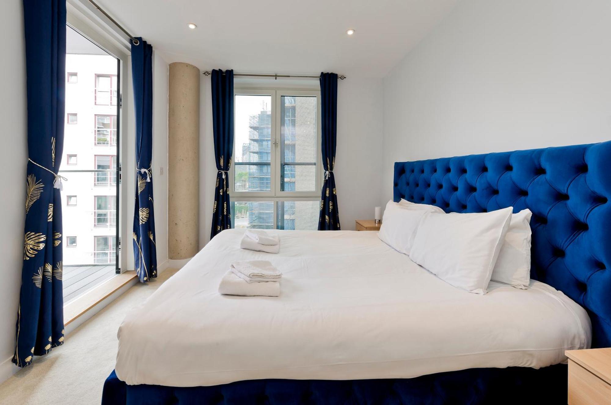 Apartment Spacious Flat Near South Bank By Underthedoormat London