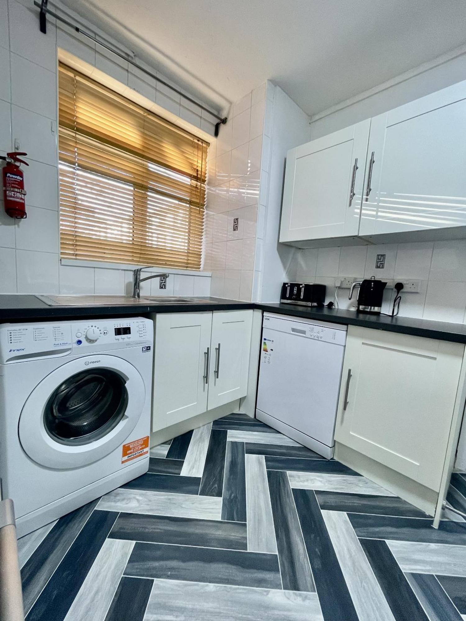 Deluxe - Next To Kings Cross - Eurostar & Euston Station * London