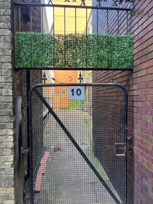 Tree Studio Barbican F3 Leilighet London
