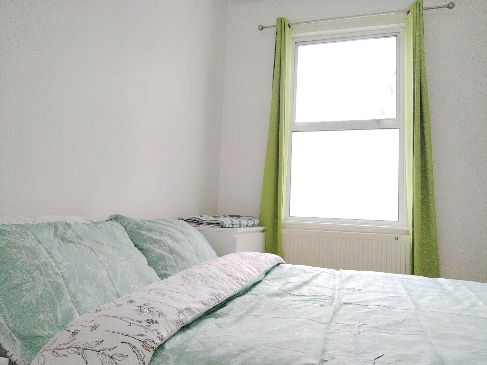 Cosy Near Canary Wharf & The O2 London