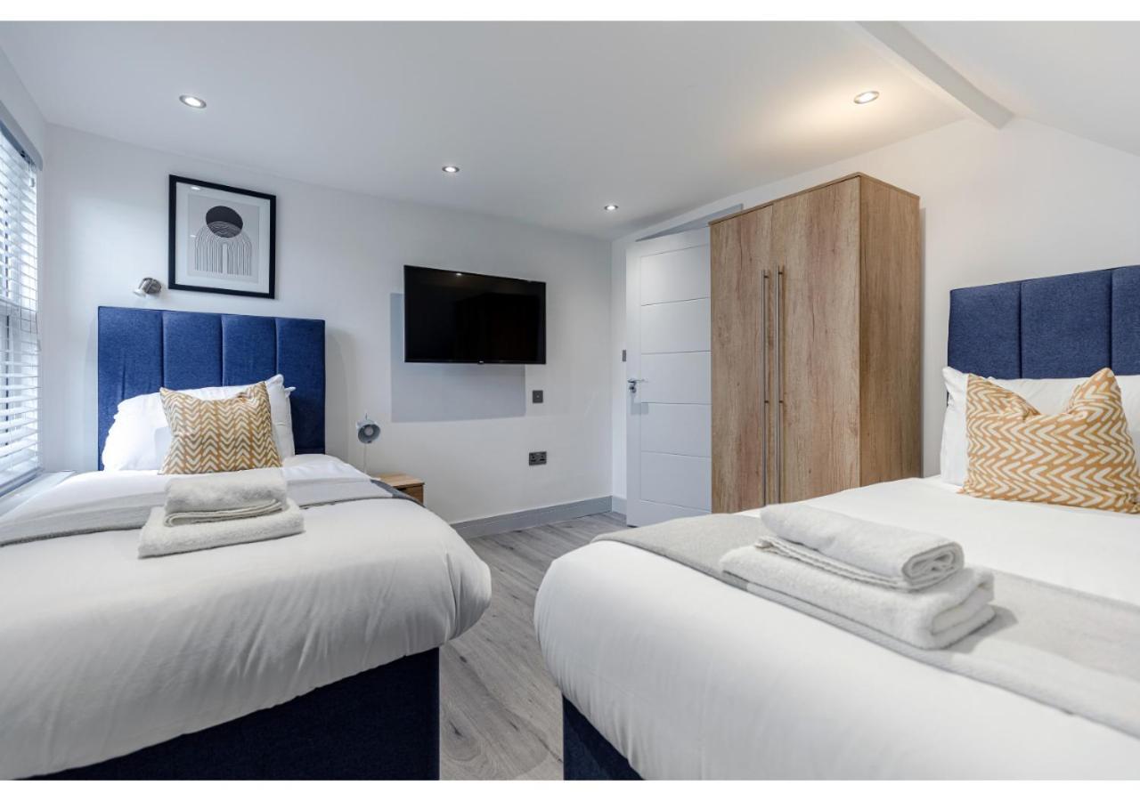 Apartment Cozy And Stylish 2 Bedroom Flat In Greater
