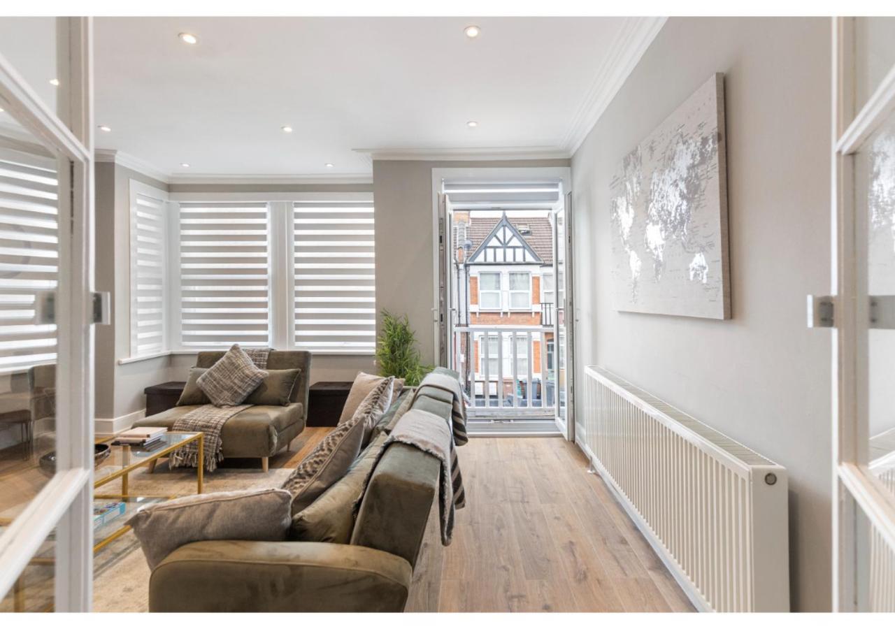 Chic & Radiant Retreat In Harringay Ladder *
