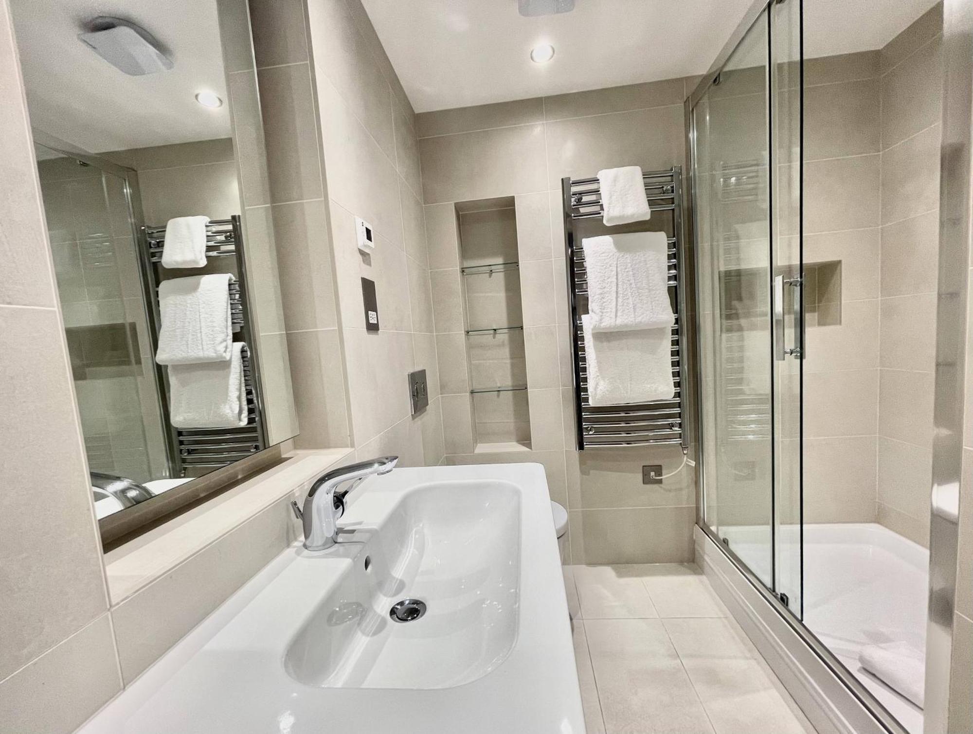 Drury Lane Residences * London