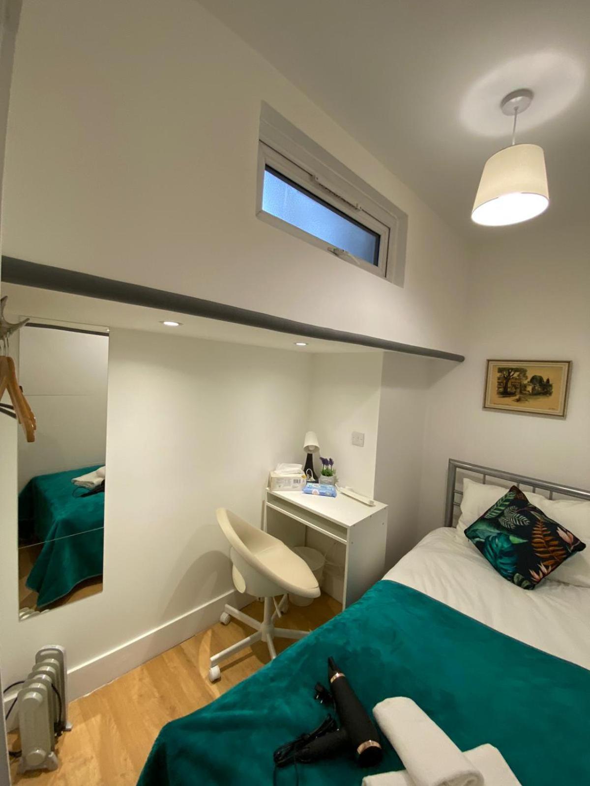 Private Near Euston Station, Accommodatie bij particulieren
