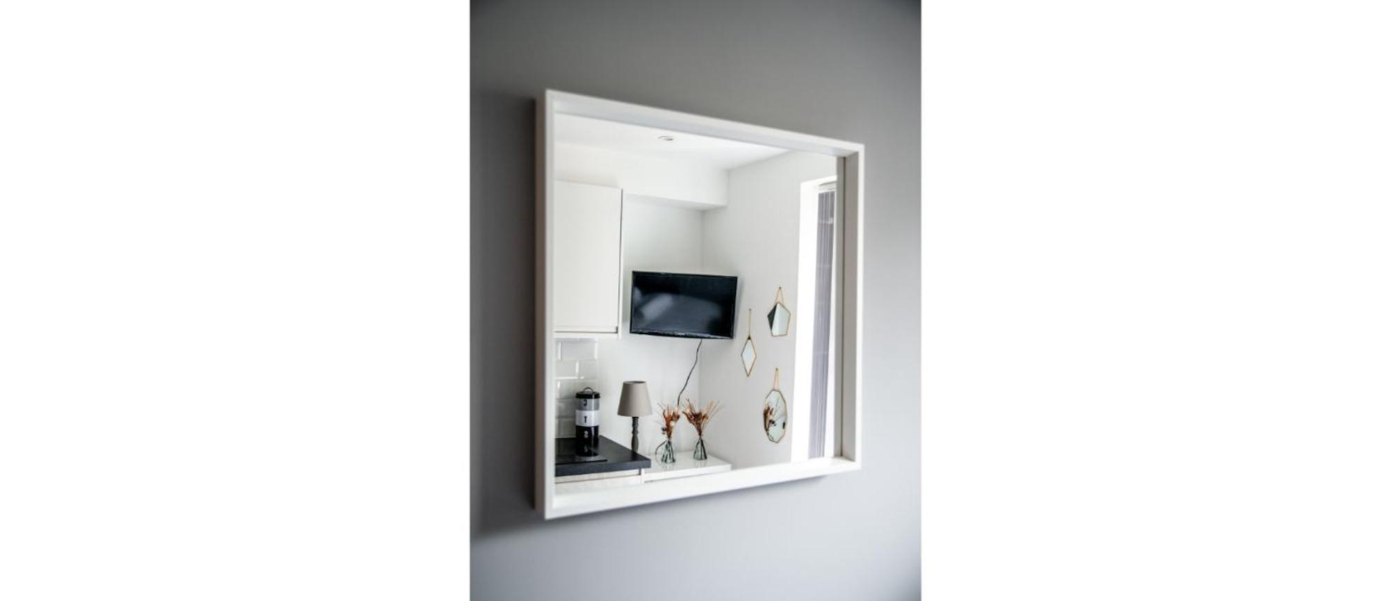 Tiny In Very Location Apartment London