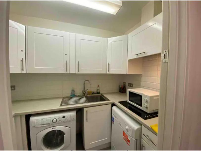 Comfort Bedrooms Near Euston - 161/2 London