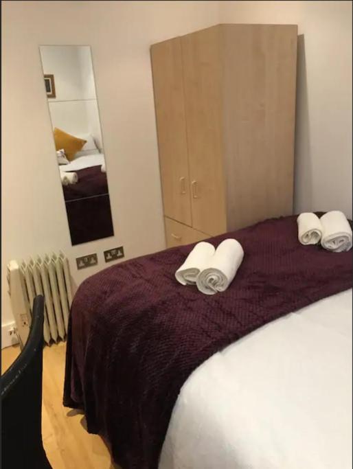 Lovely Private Bedrooms In Euston Station - 121 Homestay *