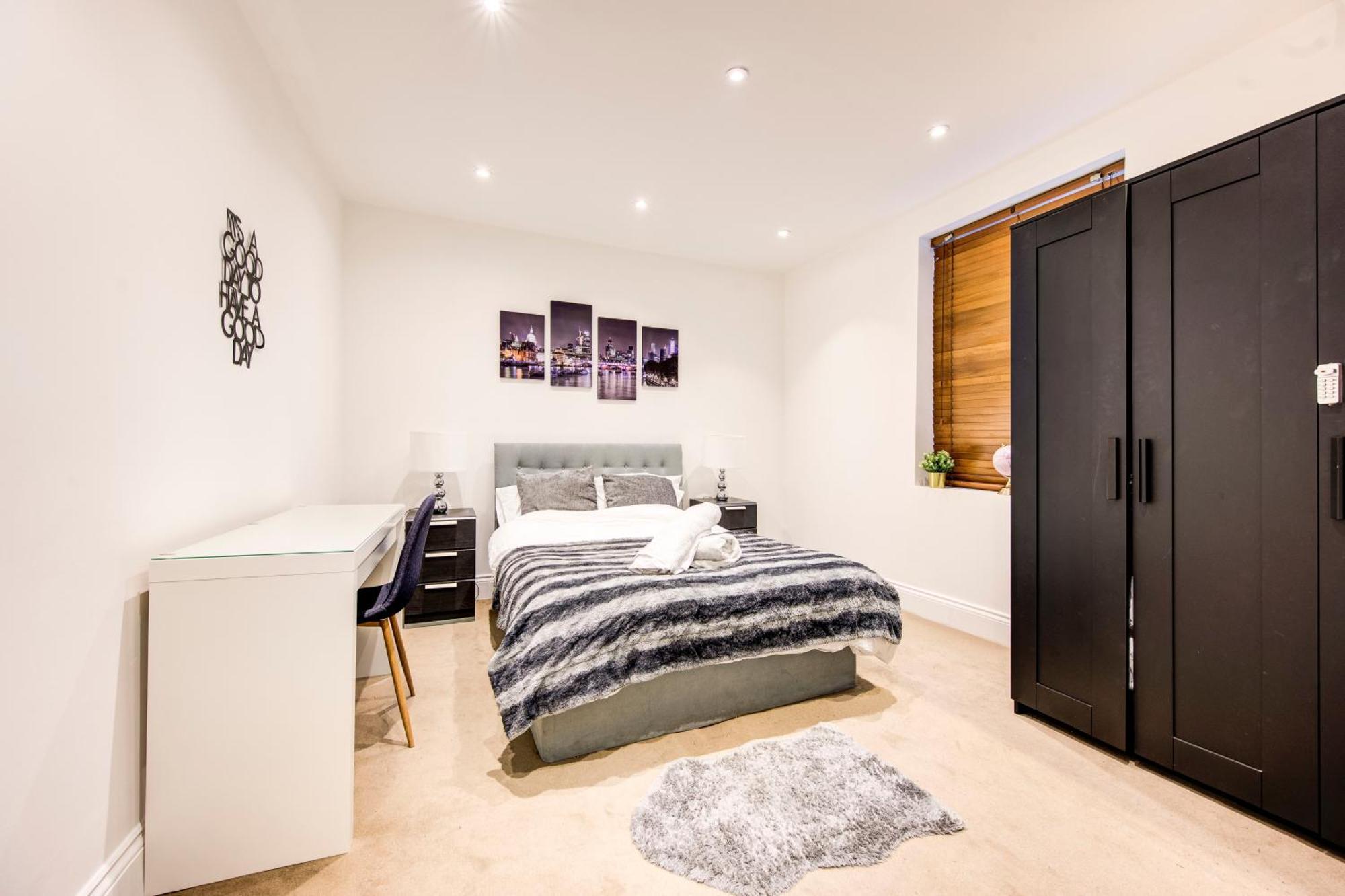 Appartement Spacious 1 Bed Near Central - 5 Per Cent Off Weekly Bookings ! Londen
