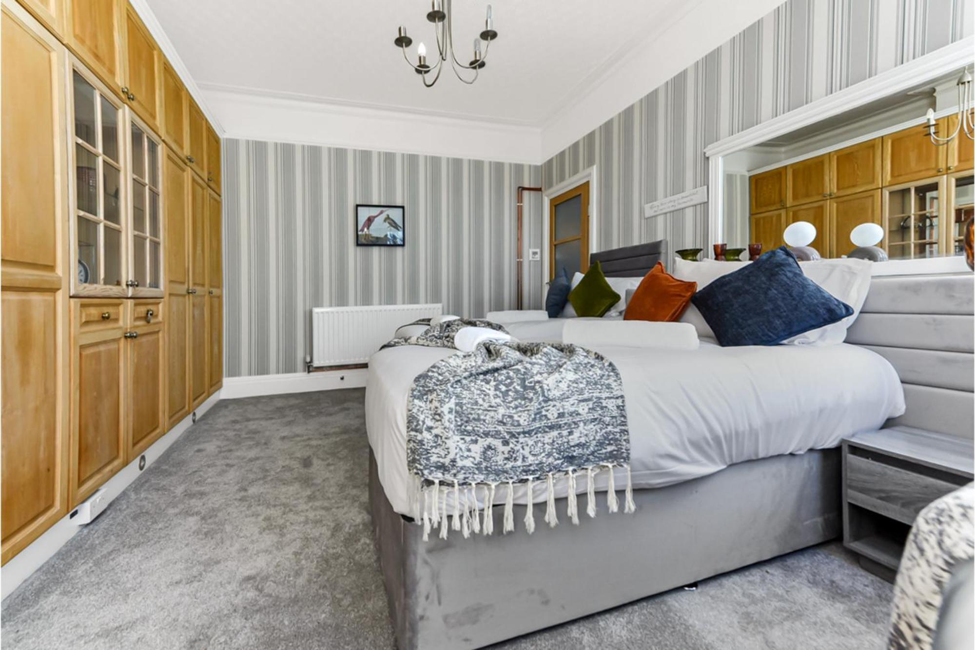 Peaceful And Radiant 3br Flat * London