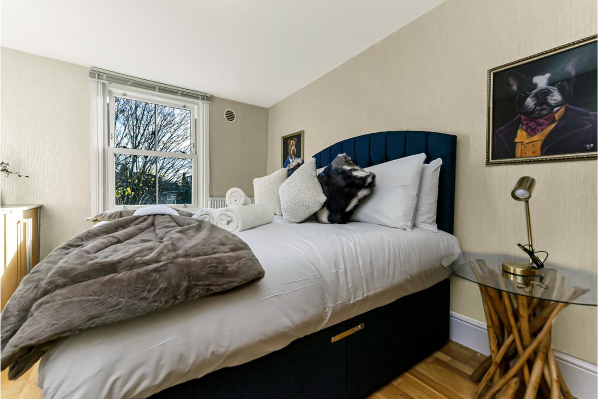 Peaceful And Radiant 3br Flat Apartment London