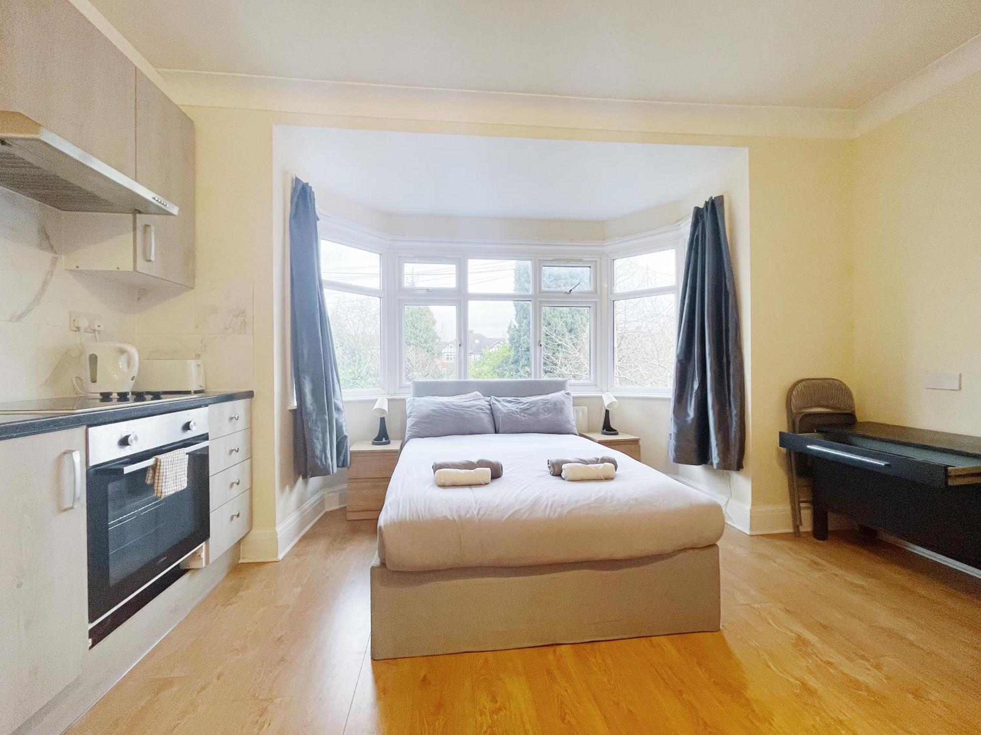 Large Cosy 15min From * Londres