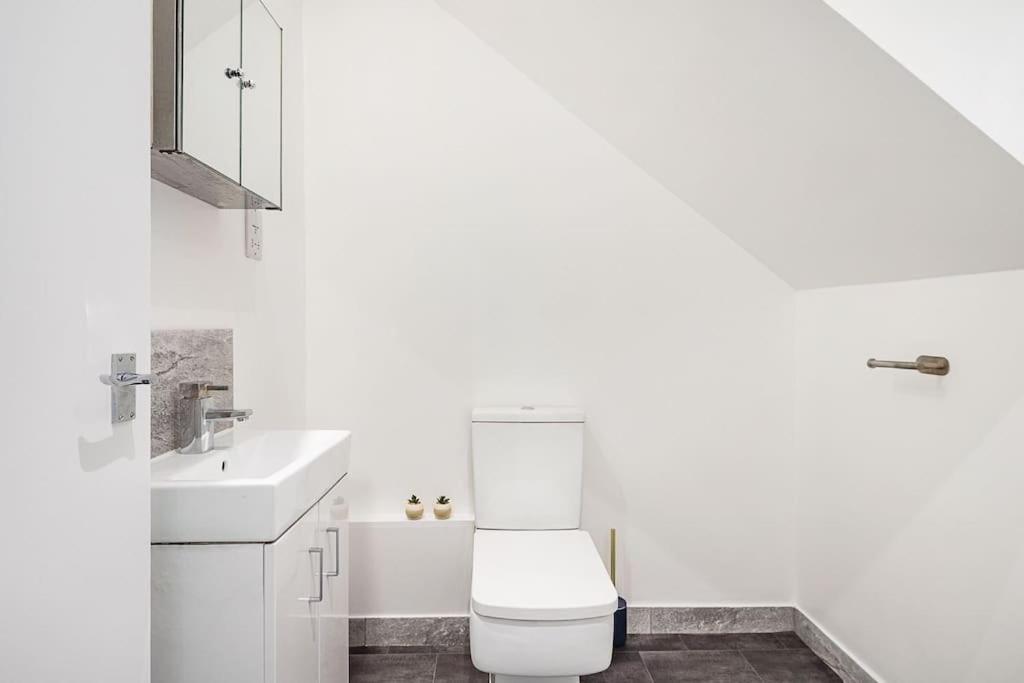 2 Bedroom Flat Edgware Road Appartement
