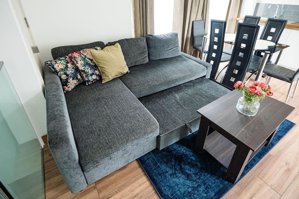 2 Bedroom Flat Edgware Road * Londen