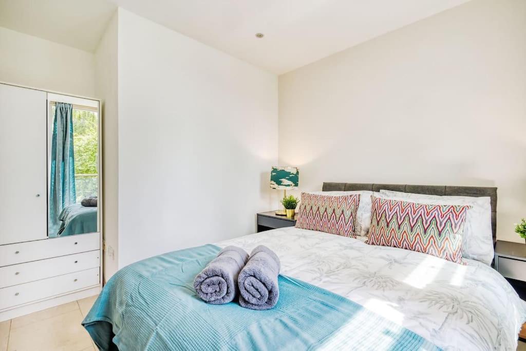 2 Bedroom Flat Edgware Road *