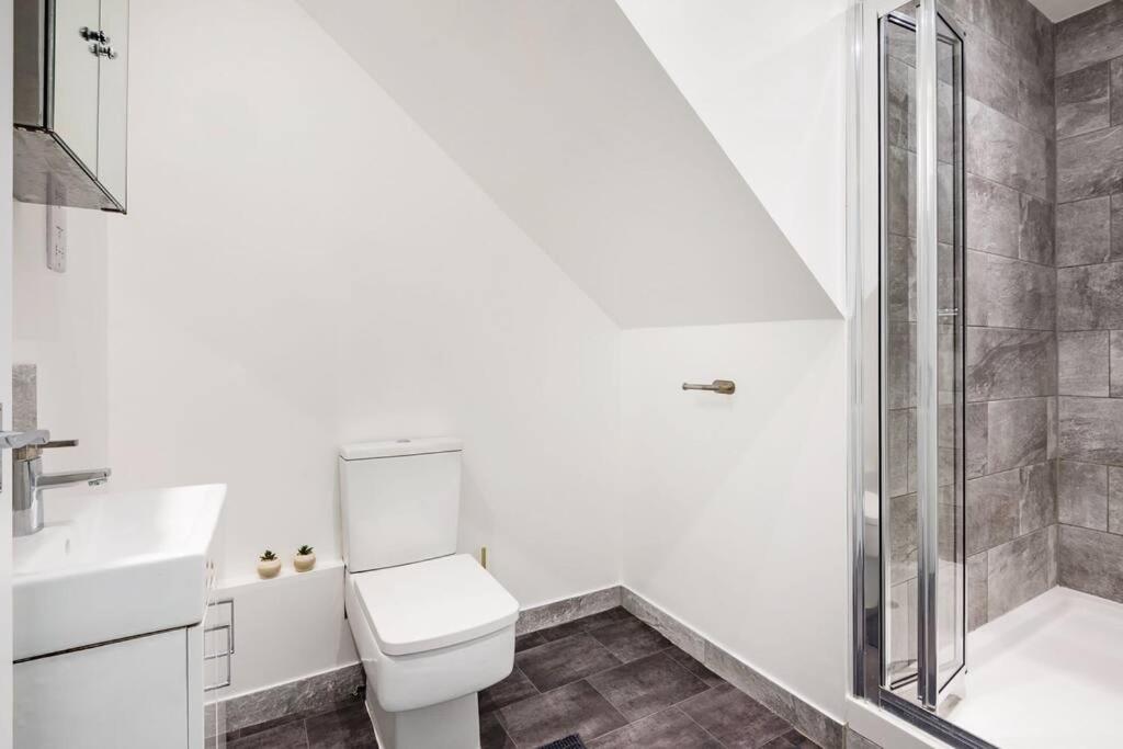2 Bedroom Flat Edgware Road Appartement