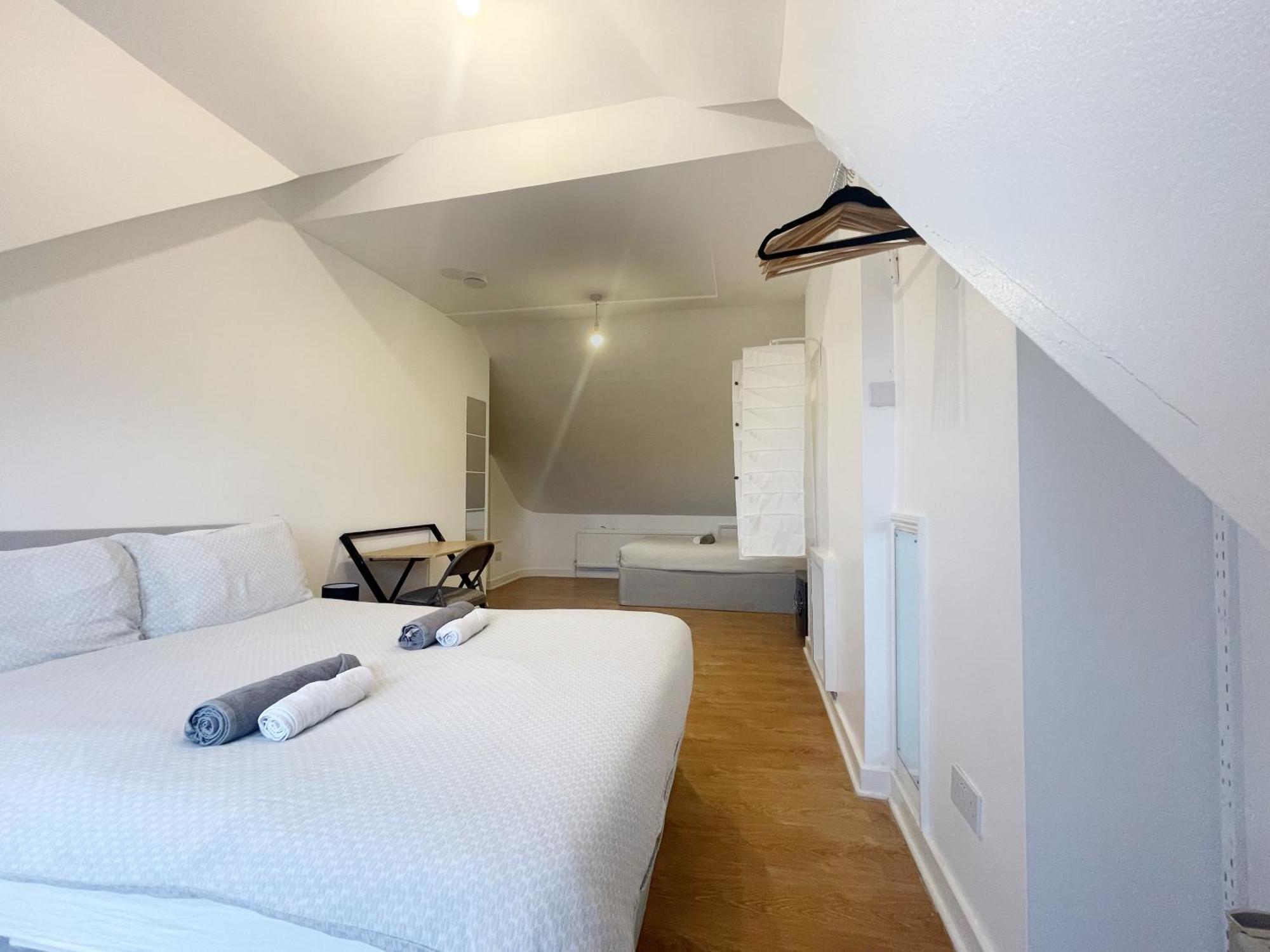 Large Cosy 15min From * Londres