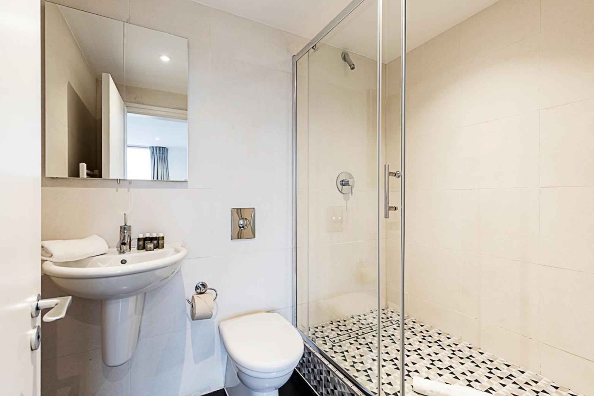Comfortable Modern Flat In Shoreditch * London