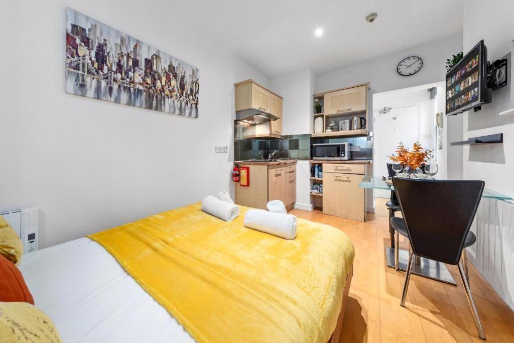 Paddington Studio - W2 * London