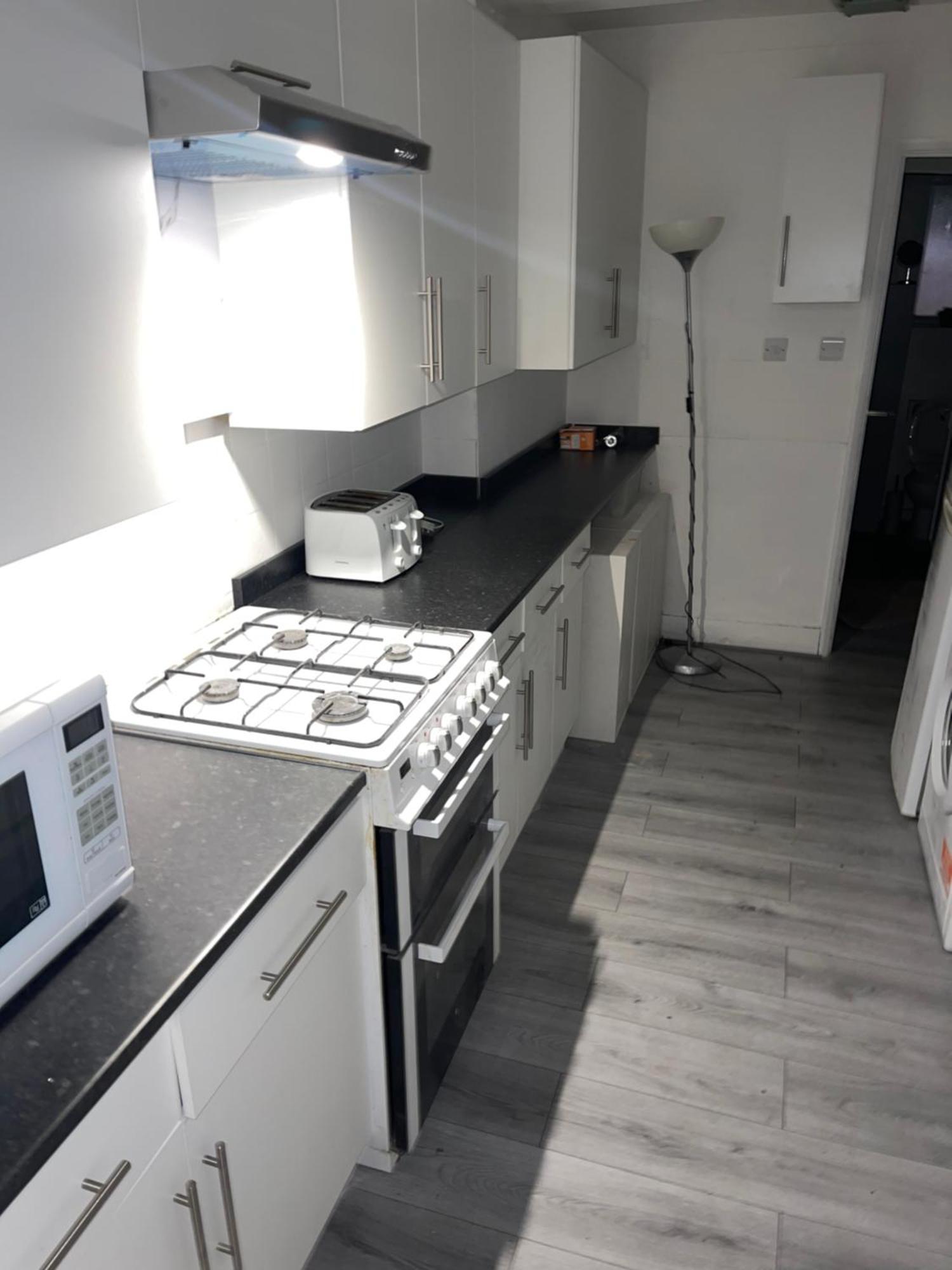 Guest house Cozy 25 Min Liverpool Street London