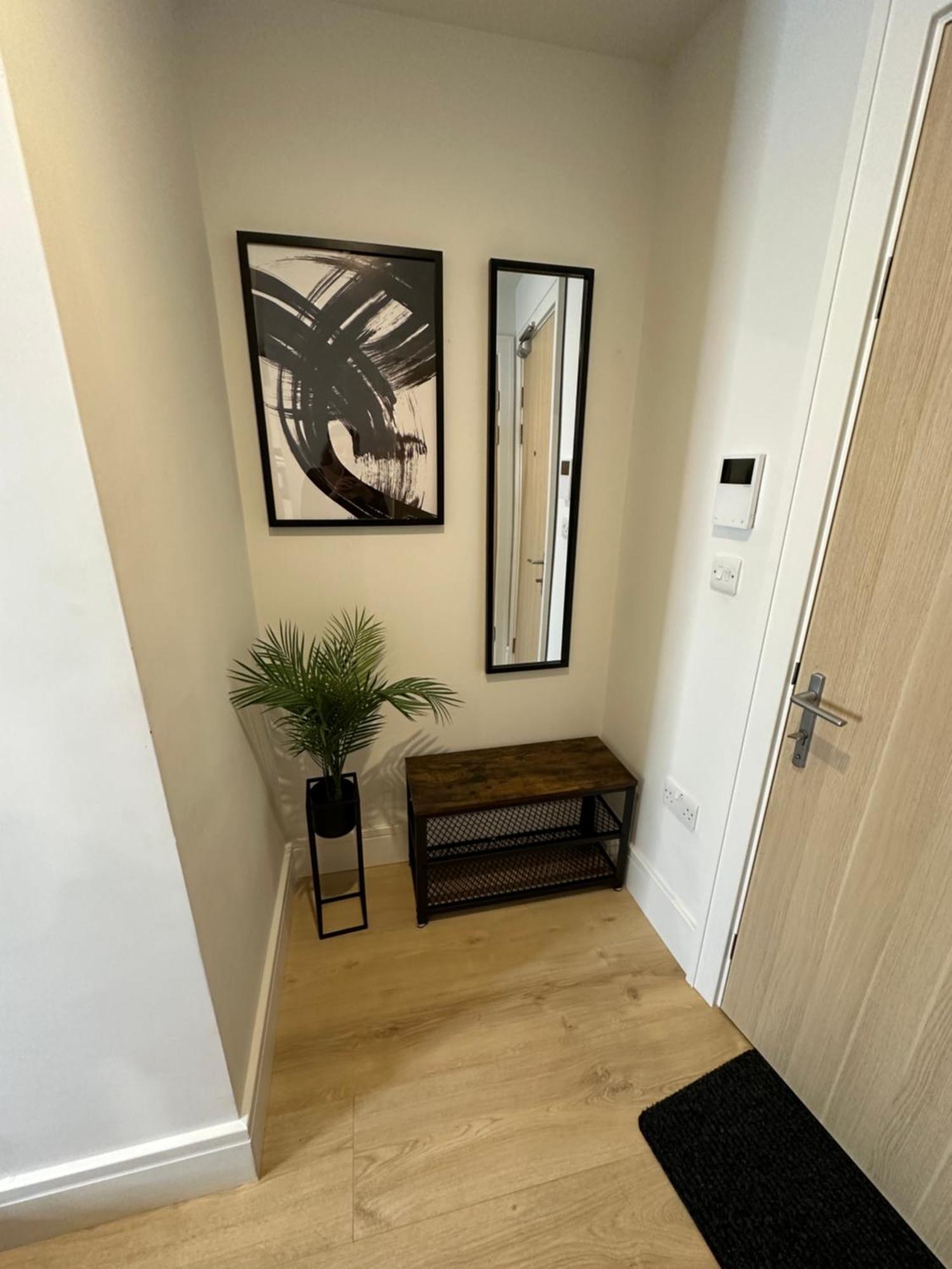 Stylish 1 Bedroom In Purley, Croydon Apartment London