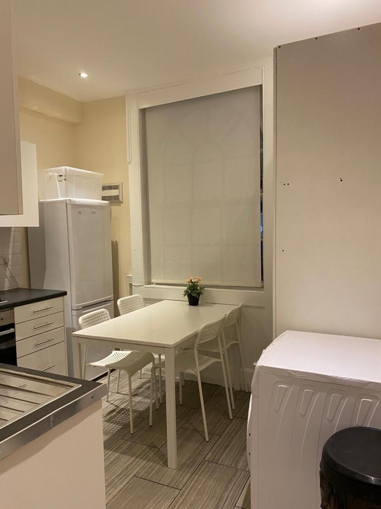 Homestay Lovely Private In Camden,