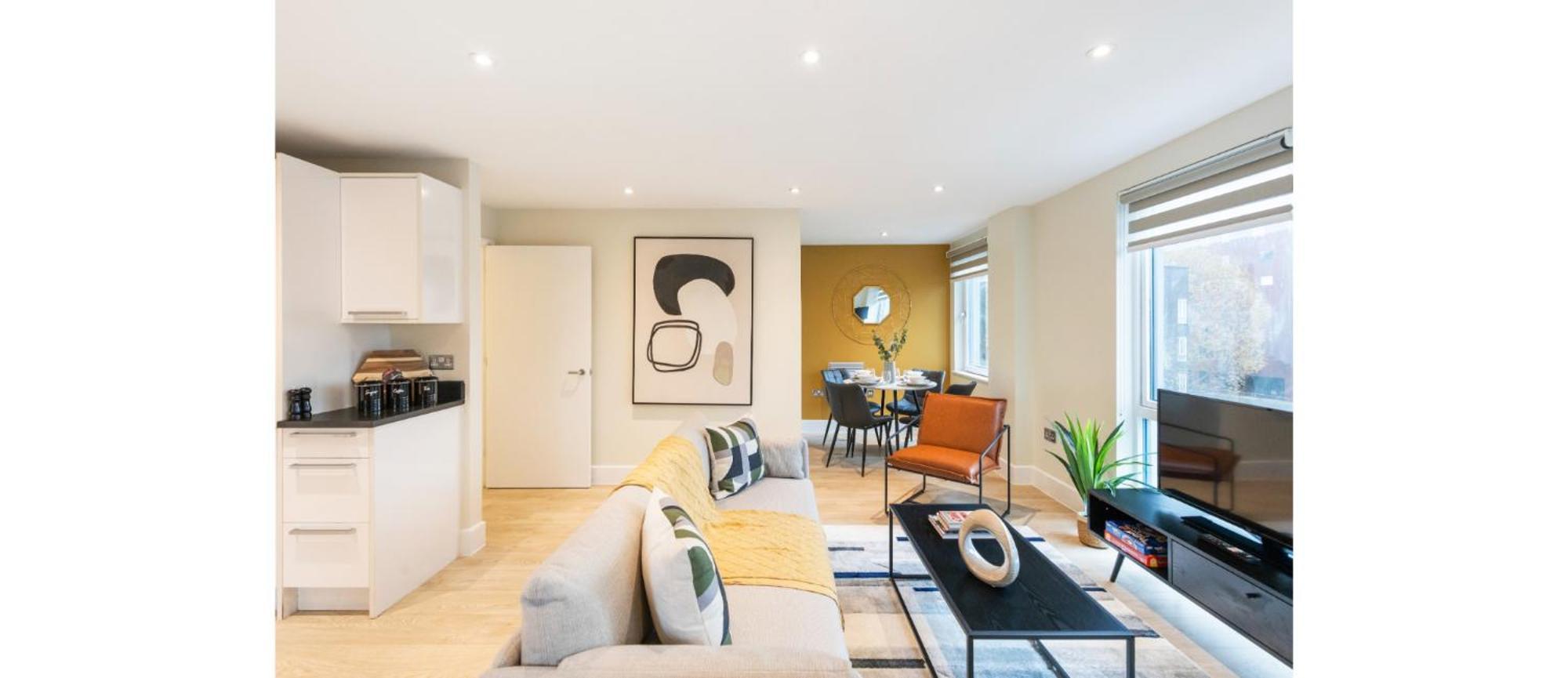 Your Home: 1br Flat With Modern Amenities London