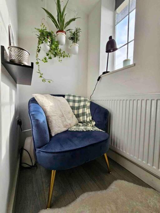Stylish Putney Village Flat *