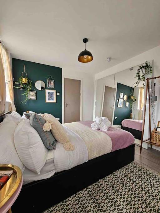 Apartment Stylish Putney Village Flat London