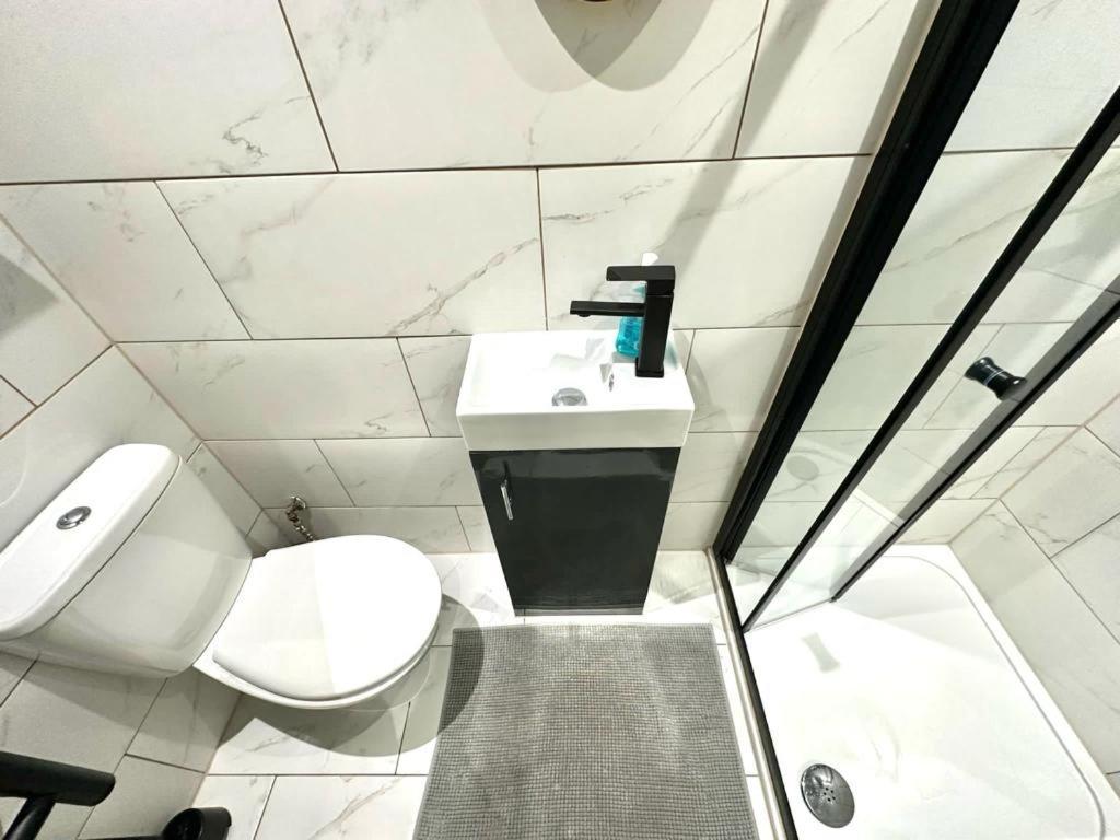 New Cross Suites -se14 Guest house London