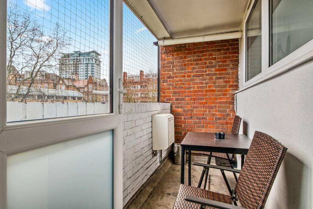 Peaceful 2-bed South Bank Londen