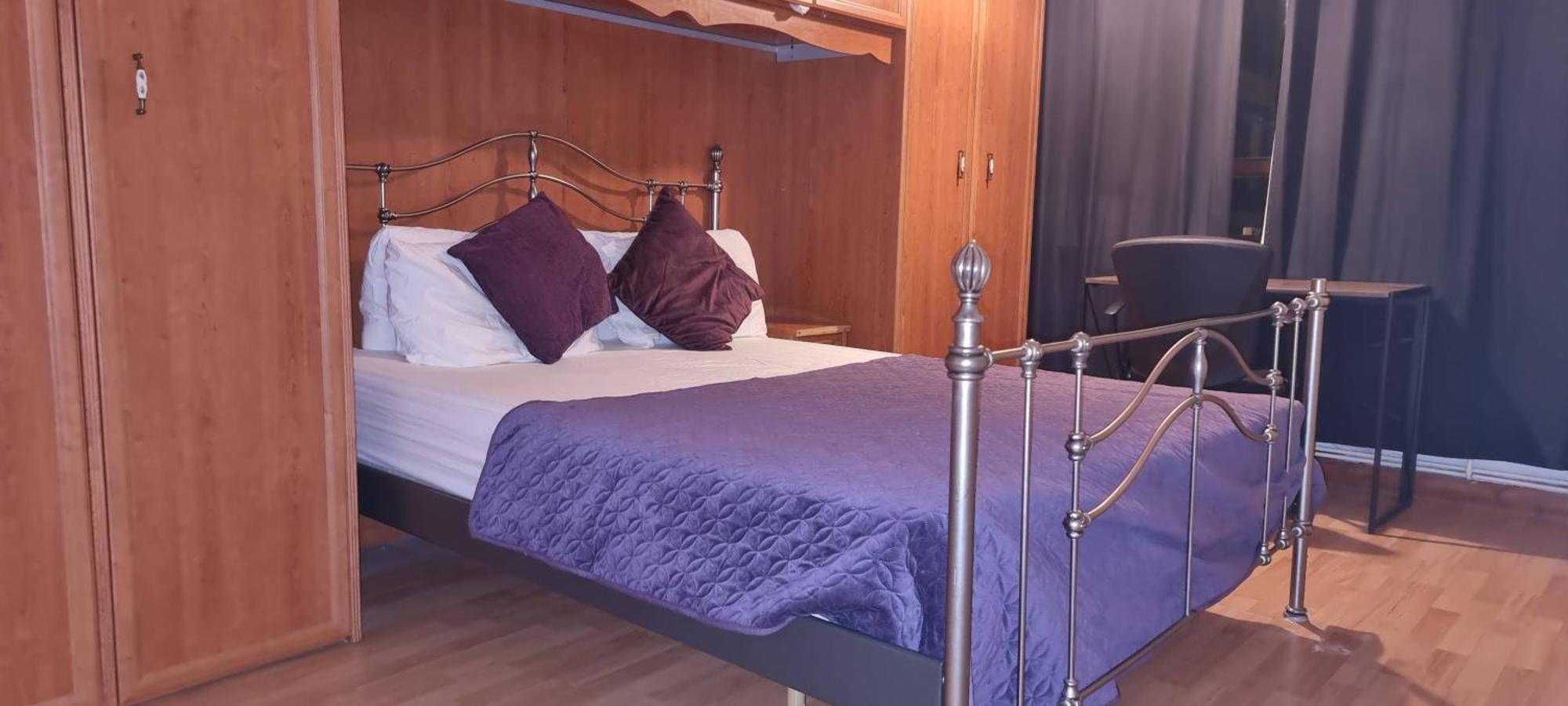 Apartment 4-bed In London