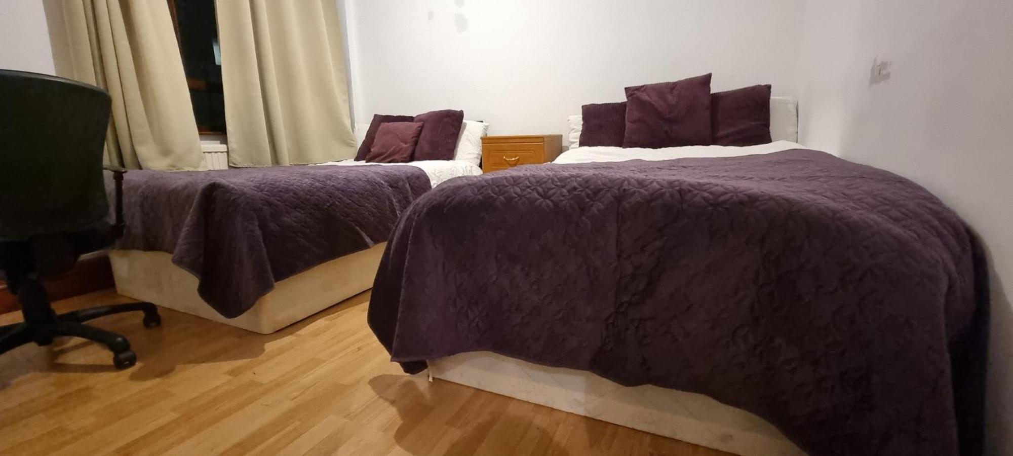 Apartment 4-bed In *