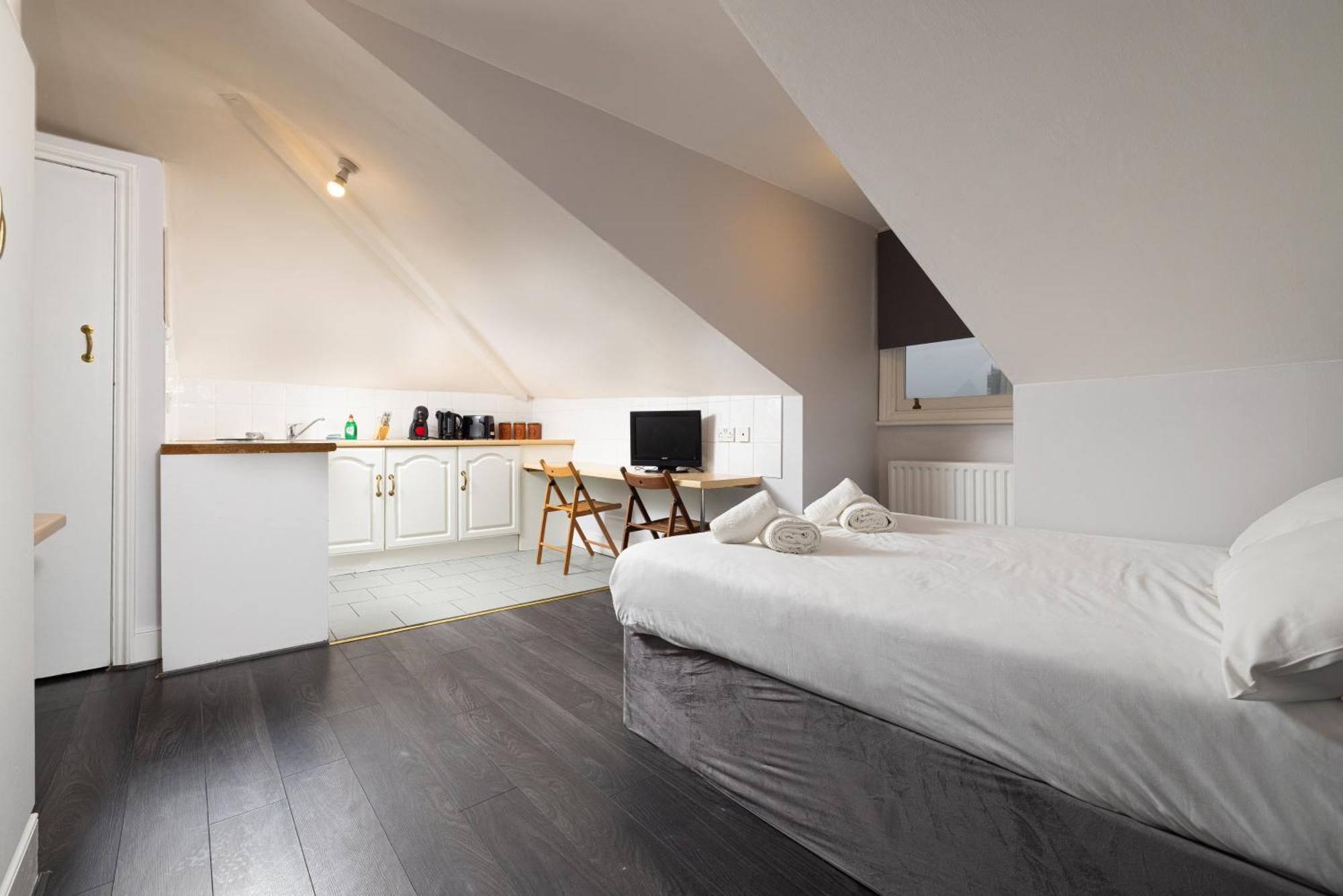 Charmstay Swiss Leilighet London