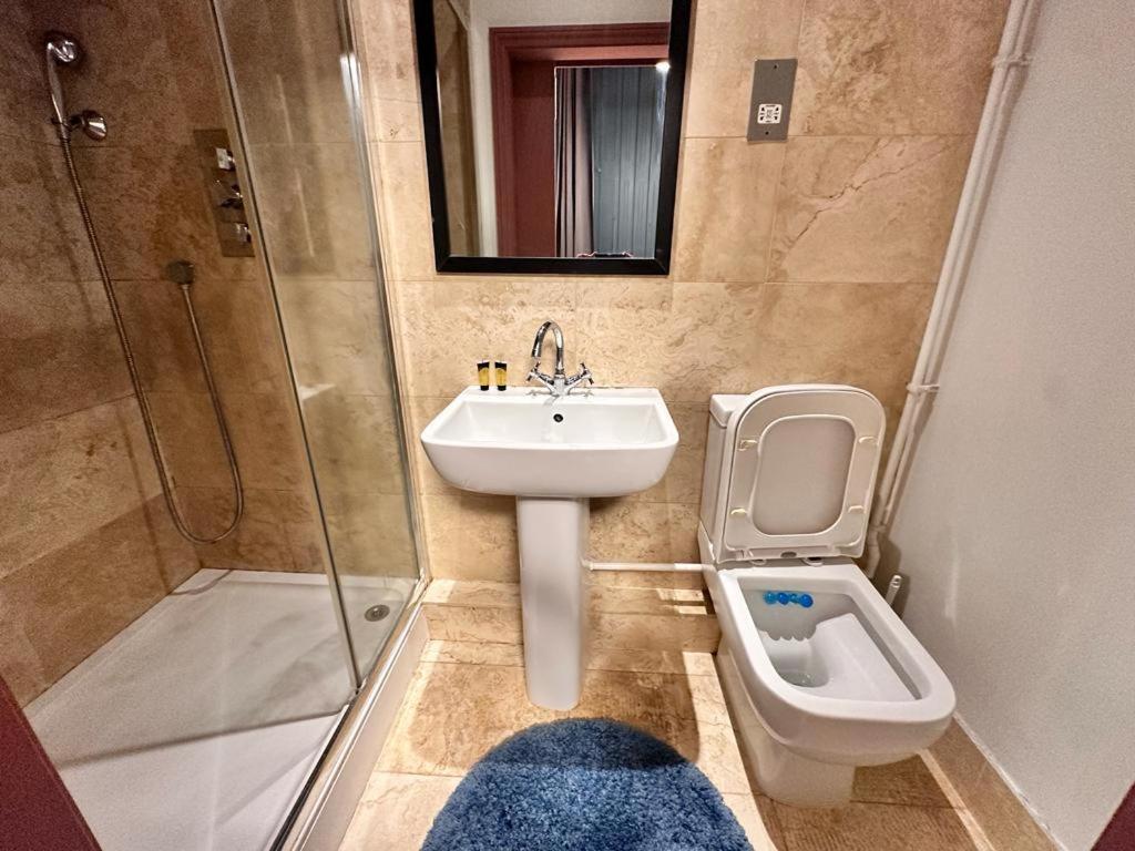 Paddington Station - 2-bedrooms, 2-baths And Living - Posh In London