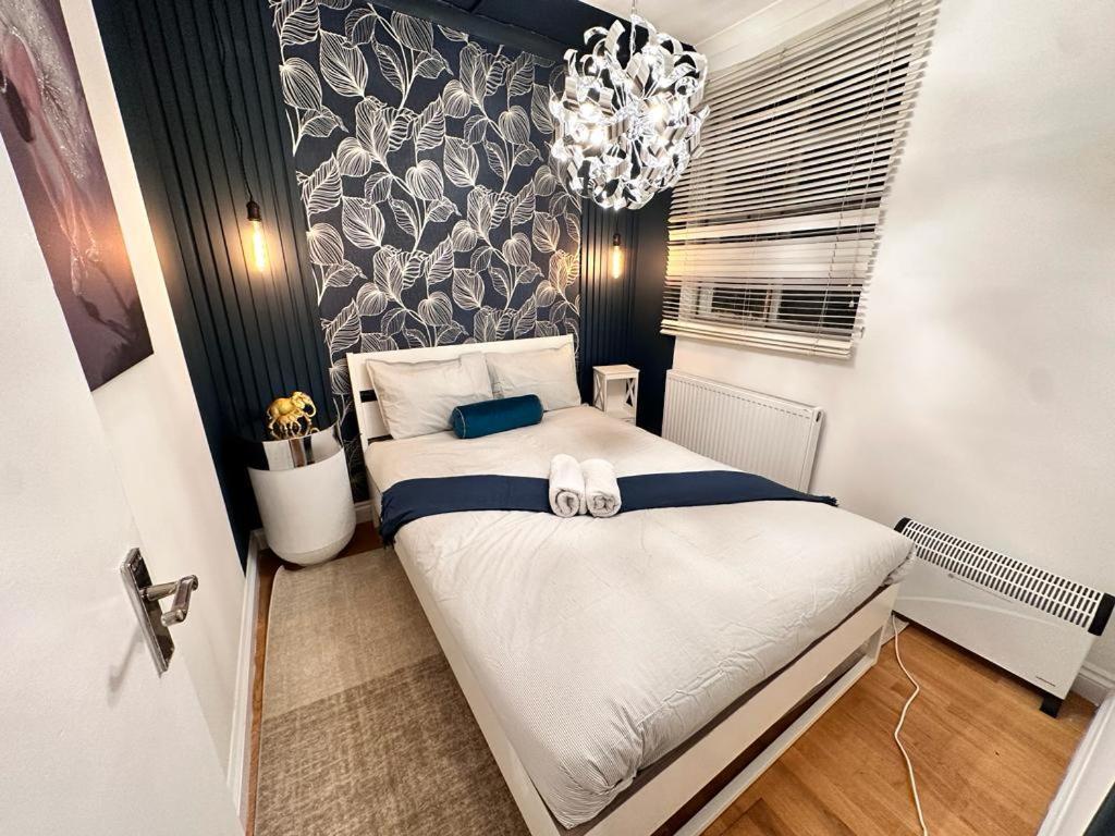 Apartment Paddington Station - 2-bedrooms, 2-baths And Living - Posh In London