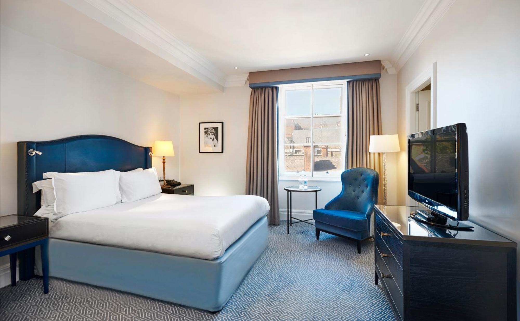 Hotel The Waldorf Hilton 4*