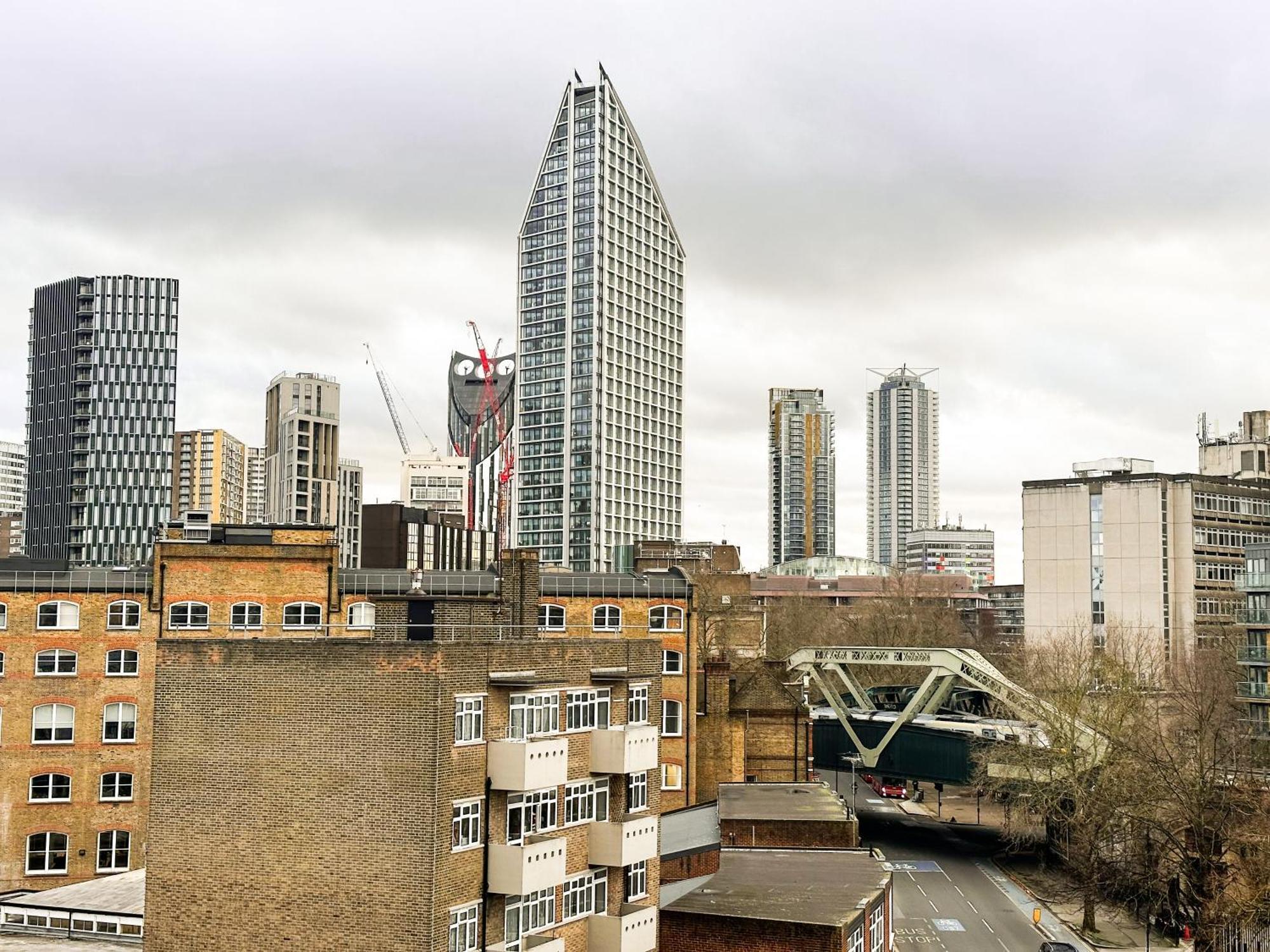 Apartment Shard Views