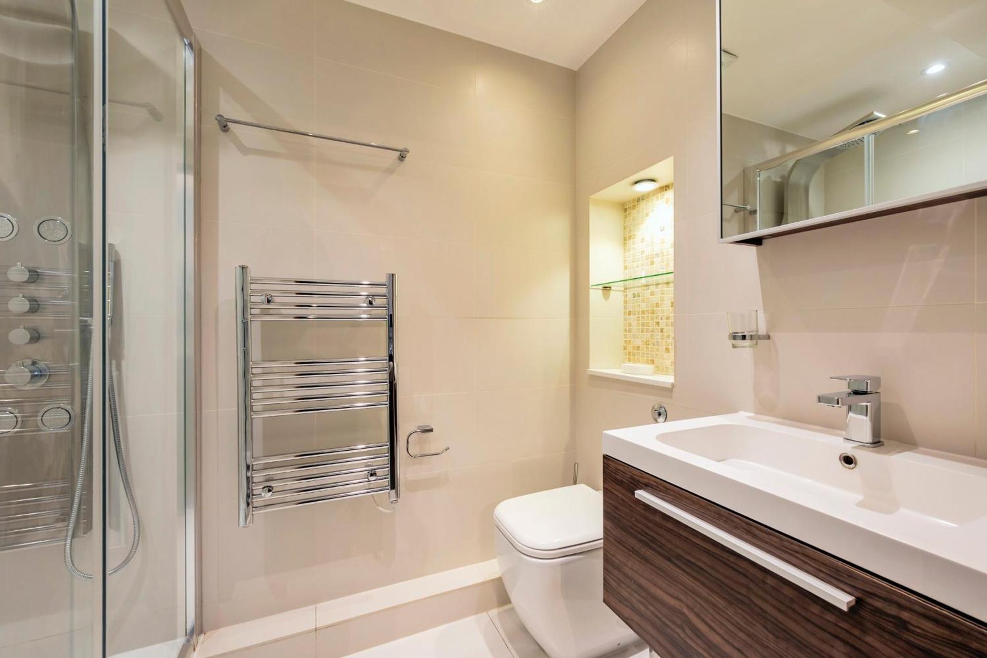 Camden Lux Suite-hosted By Sweetstay Leilighet *
