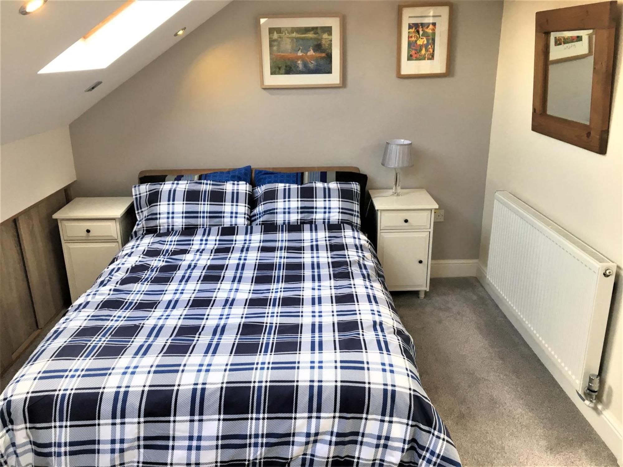Newly Refurb Period 1-bed With Roof Terrace, 47 Sqm-500 Sqft, In Putney Near River Thames *